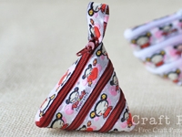 CraftPassion Zip-Itself Coin Purse